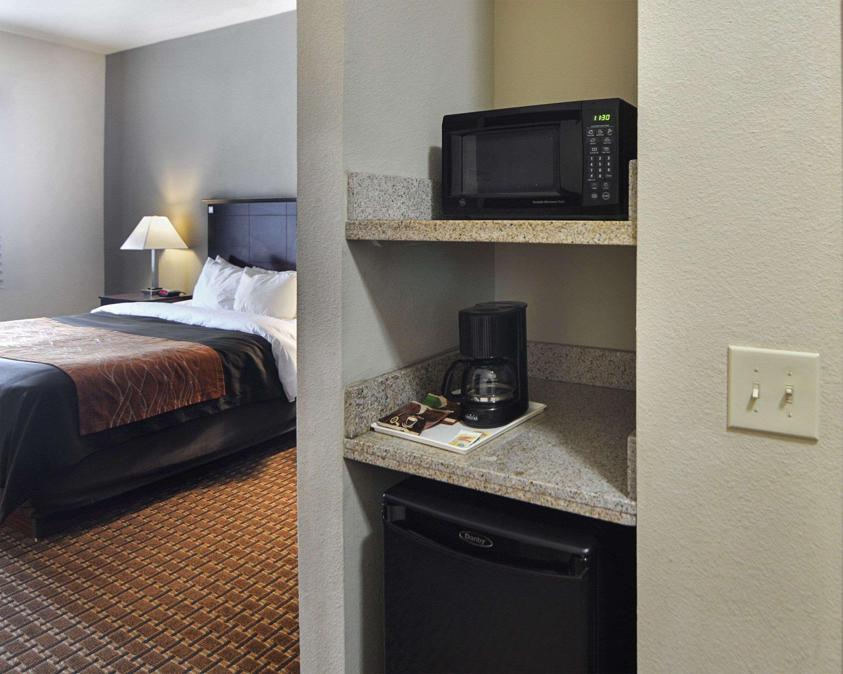 Comfort Inn & Suites Near Lake Lewisville Corinth Zewnętrze zdjęcie